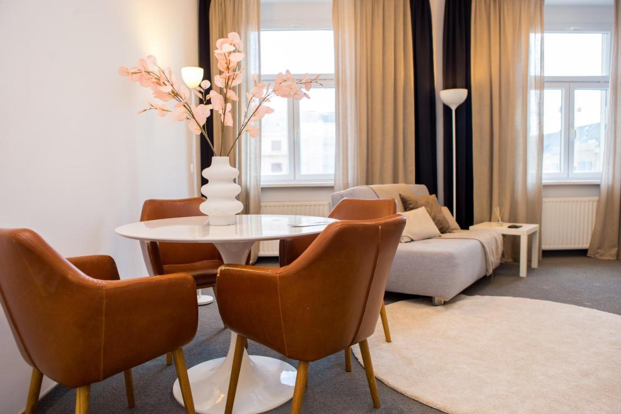 Apartments Dolac Загреб Экстерьер фото